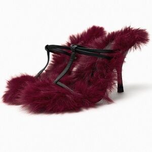 NWOB Zara Limited Edition Vegan Faux Fur High Heel Mule Sandals Size 9 Black Red